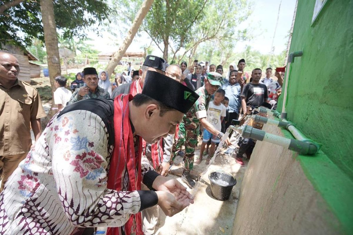 Kekuatan kolaborasi para donatur, bawa Dompet Dhuafa alirkan air bersih ke Seram Barat, Maluku, yang sering menjadi daerah krisis air bersih.
