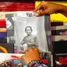 Cerita Pemuda Bandung Bumikan Buku Foto pada Masyarakat