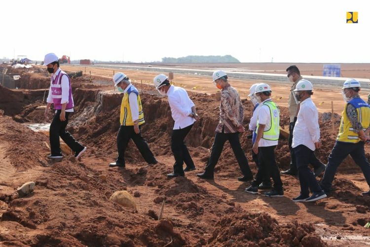 Presiden Jokowi tinjau pembangunan KIT Batang
