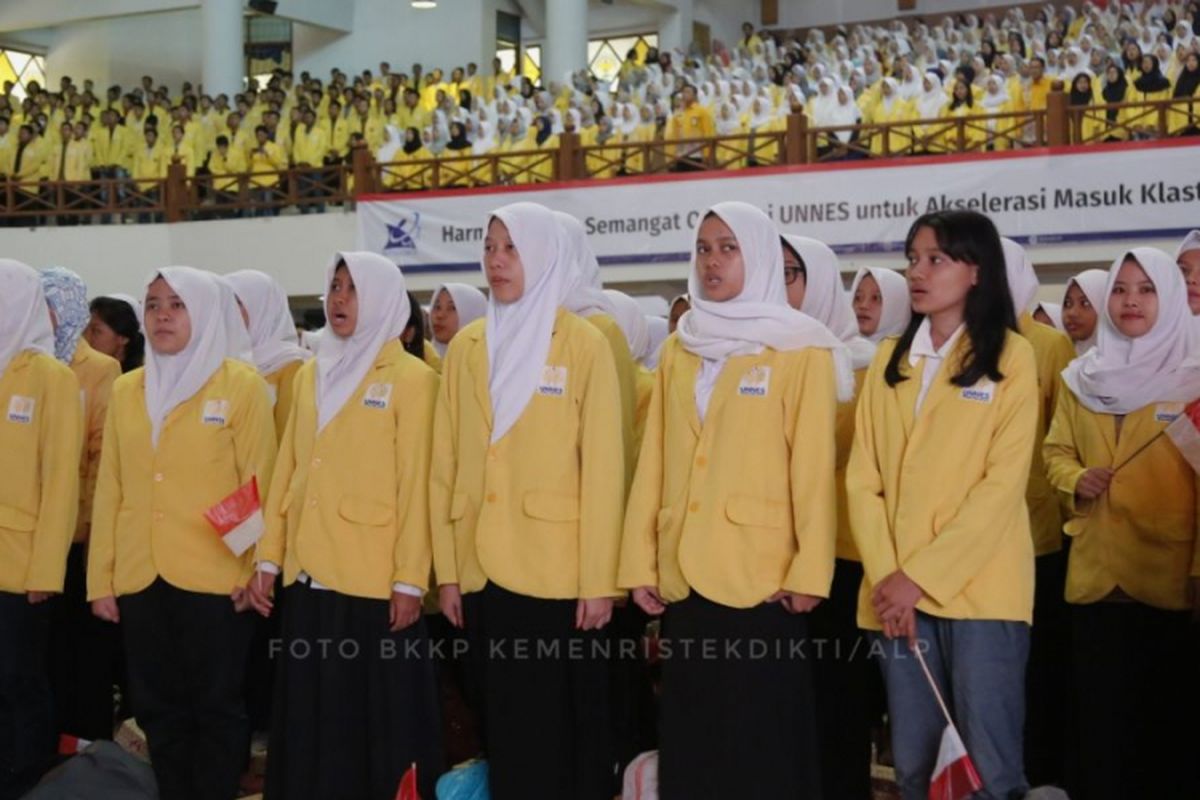 Kenaikan kuota penerima beasiswa Bidikmisi disampaikan Menristekdikti saat memberikan Kuliah Umum di Auditorium Profesor Wuryanto Universitas Negeri Semarang (Unnes) (2/1/2019).