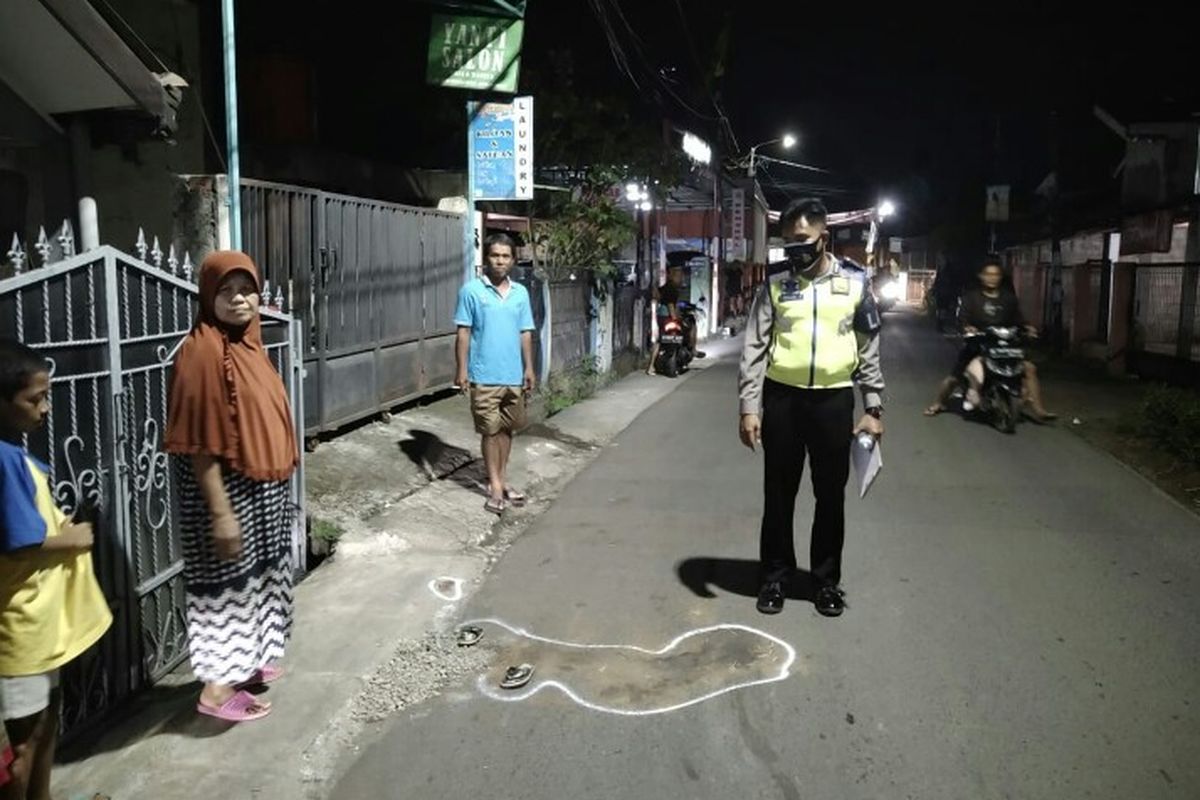 Bocah berinisial H (4) tewas setelah tertabrak mobil pikap saat menyebrang di Jalan Sukamulya, Kelurahan Serua, Ciputat, Tangerang Selatan, Jumat (18/12/2020) malam. 