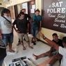 Spesialis Pembobol Minimarket Ditangkap di Exit Tol Brebes, Kakinya Ditembak Polisi karena Melawan