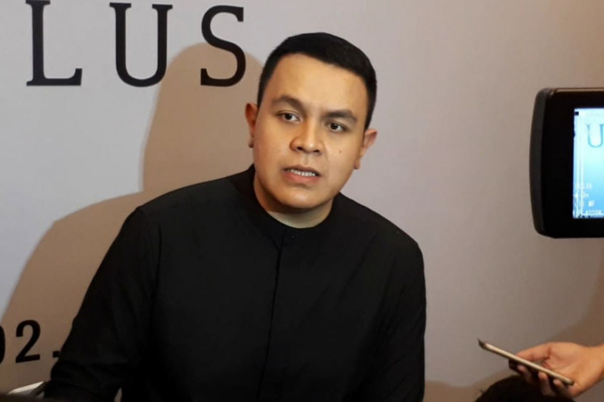 Penyanyi solo Muhammad Tulus dalam jumpa pers konser Monokrom Tulus dj kawasan Menteng, Jakarta Pusat, Jumat (21/12/2018).