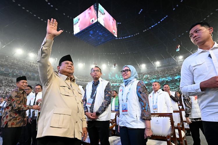 Prabowo Sebut Koperasi Alat Orang Miskin, Ibarat Sapu Lidi yang Menguat Saat Bersatu