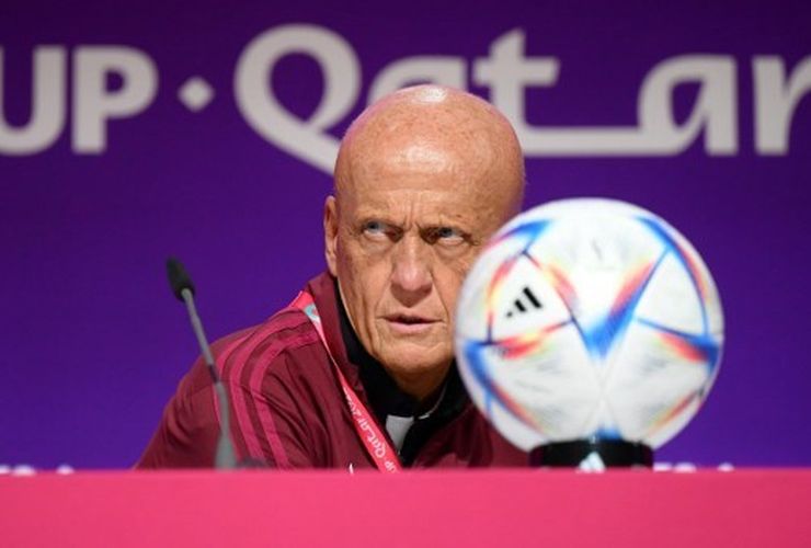 Profil Pierluigi Collina: Wasit Legendaris di Balik Lamanya Injury Time Laga Piala Dunia 2022