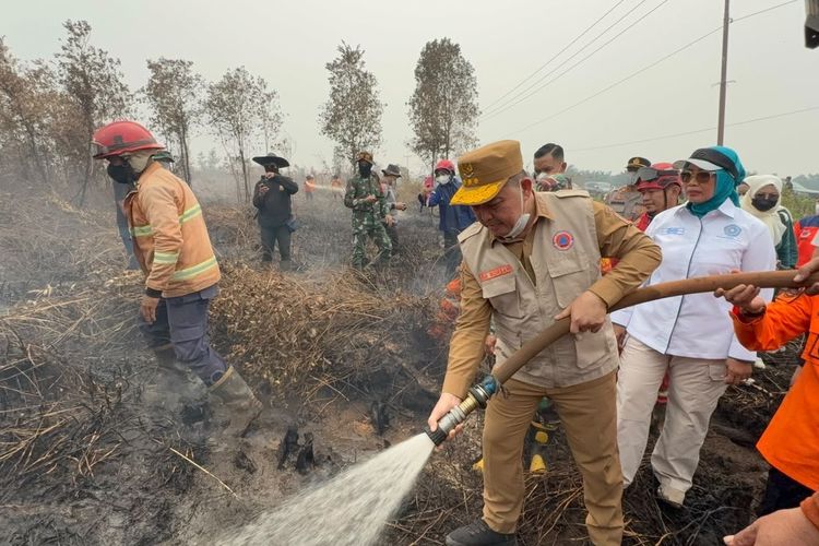 Titik Panas Turun tapi Asap Masih Terasa, Ini Penjelasan Gubernur Kalbar