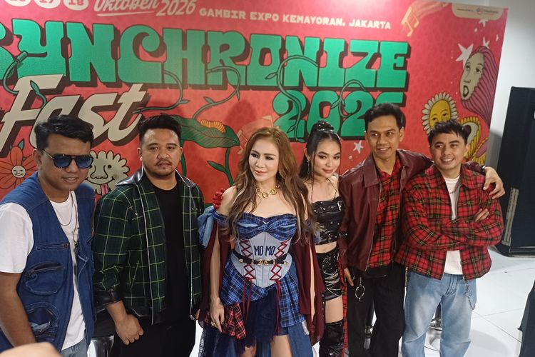 Tampil Bersama Geisha di Panggung Synchronize Fest 2026, Momo: Saya Terharu