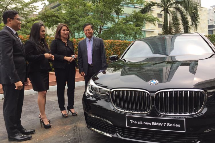 Mobil BMW yang digunakan Kedutaan Vietnam untuk Indonesia