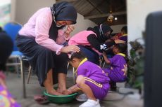 Saat Murid PAUD di Jombang Beri Kado Peringatan Hari Ibu, Para Orangtua Terharu