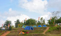Wagub Uu Minta Masyarakat Aktif Kembangkan Potensi Wisata di Desa Jabar