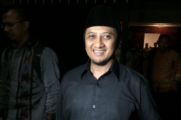 Ustaz Yusuf Mansur tak lama berada di rumah Ketua Umum Partai Gerindra, Prabowo Subianto, Jalan Kertanegara, Jakarta Selatan, Kamis (22/9/2016). 