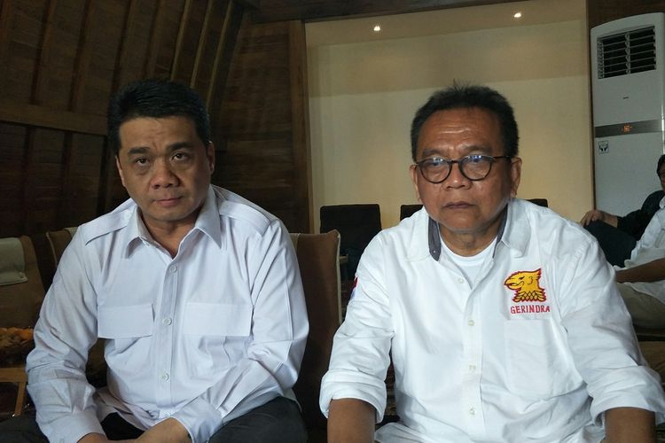 Ketua DPP Partai Gerindra Ahmad Riza Patria dan Ketua DPD Partai Gerindra DKI Jakarta Mohamad Taufik di Wisma Garuda, Pondok Ranggon, Cipayung, Jakarta Timur, Minggu (29/12/2019).