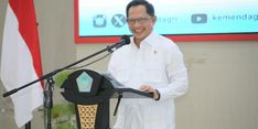 Mendagri Tito Ingatkan Pemda untuk Kreatif Tingkatkan PAD
