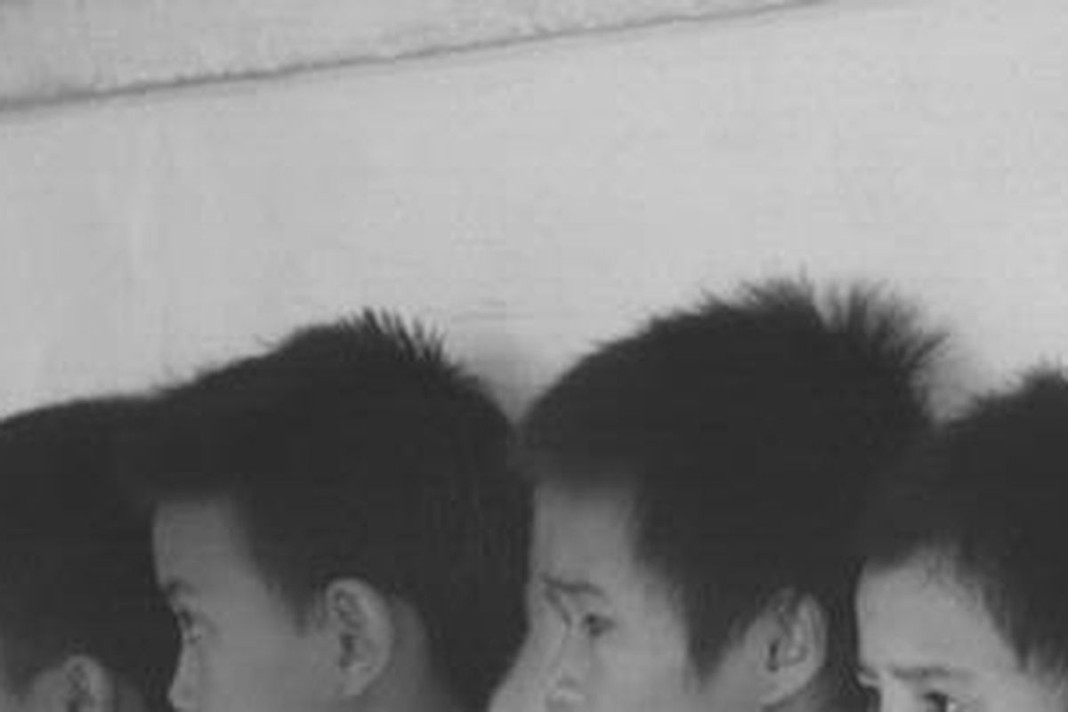 Ilustrasi: Penggabungan akan menyulitkan anak-anak yang tinggal di kawasan tersebut dalam mengakses pendidikan, sebab sekolah lain ternyata letaknya jauh dari sekolah semula. 