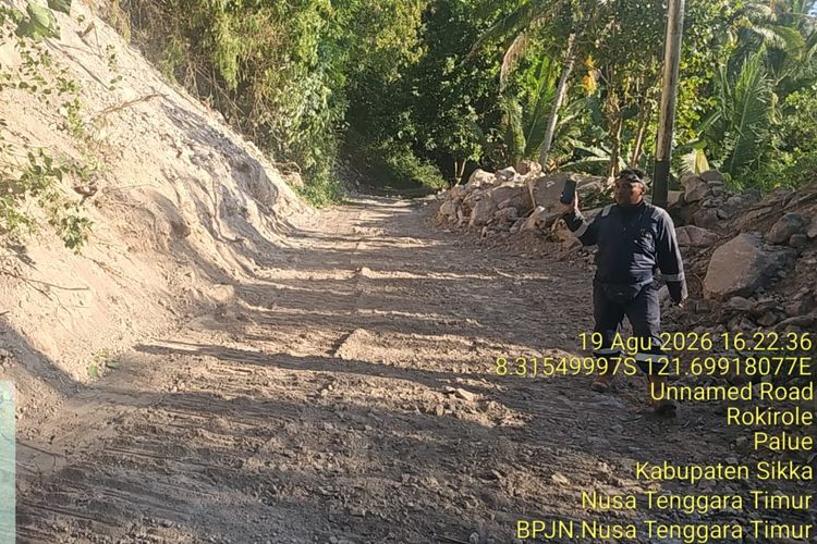 Ada 10 Titik Longsor, Jalan Krica-Lidi di Flores Sudah Bisa Ditembus