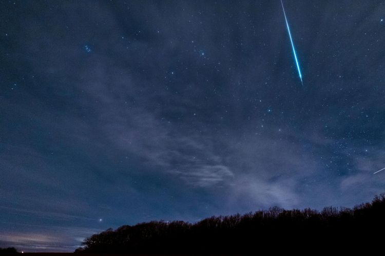 Sederet Fenomena Astronomi Mei 2026: Ada Puncak Hujan Meteor hingga 2 Bulan Purnama