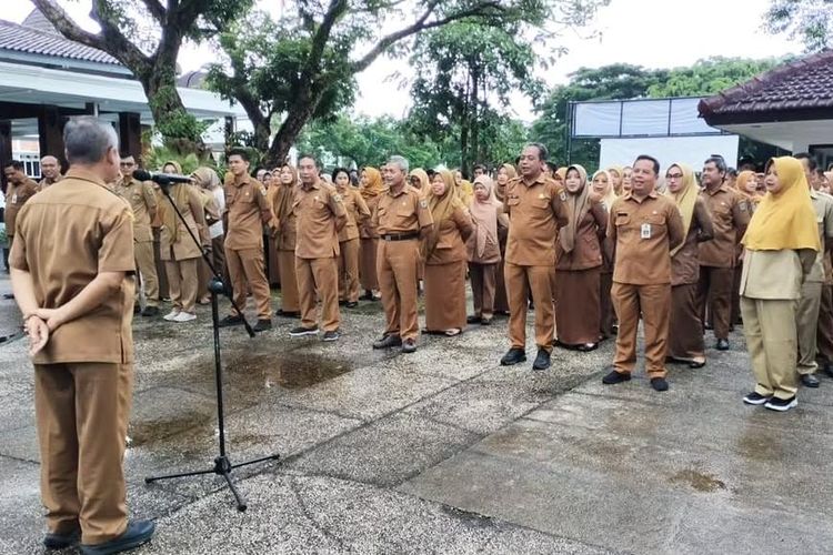 WFH di Pacitan Dimulai, ASN Diminta Tetap Siaga dan Dilarang Keluar Kota