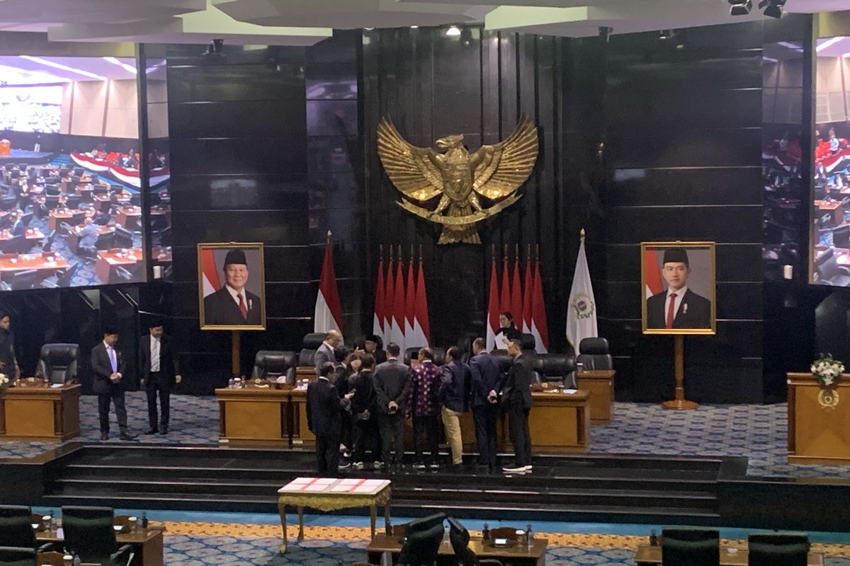 DPRD dan Pemprov Jakarta Sahkan Empat Raperda, Salah Satunya soal Air Limbah