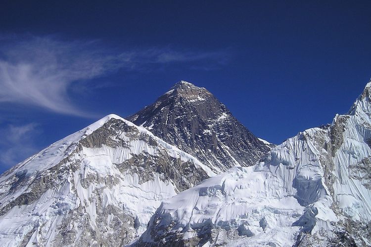 Ilustrasi Gunung Everest.