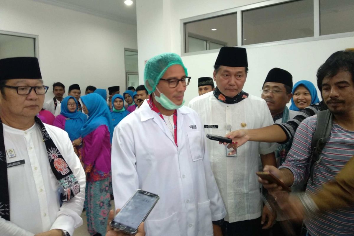 Wakil Gubernur DKI Jakarta Sandiaga Uno di Pusat Produksi, Inspeksi, dan Sertifikasi Hasil Perikanan DKI Jakarta di Muara Karang, Jakarta Utara, Jumat (11/5/2018).