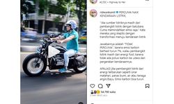 Potret Ridwan Kamil Naik Motor Listrik Gesits RKG-5000