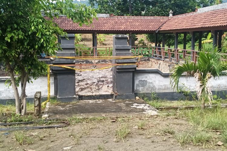 Kawasan keramat petilasan perapen Mpu Supo, lokasi tewasnya Ibu Marsih dan Mariyanto, warga Desa Dermawuharjo, Kecamatan Grabagan, Tuban.