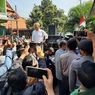 Menuai Penolakan, Eksekusi Rumah Pensiunan Pejabat Pemprov Jatim di Surabaya Berlangsung Tegang