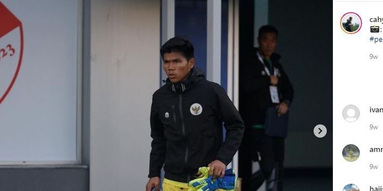 Kiper muda Persija Jakarta, Cahya Supriadi. Kiper berusia 18 tahun itu masuk dalam daftar 29 pemain yang dipanggil ke timnas Indonesia U23 untuk persiapan menghadapi Piala AFF U23 2022 di Kamboja. (Sumber foto: Instagram Cahya Supriadi)