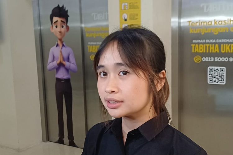 Kenal Mendiang Ibunda Marsha Aruan, Gritte Agatha: Ceria dan Baik