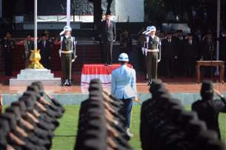 Presiden Joko Widodo saat memimpin upacara Peringatan Hari Kesaktian Pancasila 2016 di Monumen Pancasila Sakti, Lubang Buaya, Jakarta Timur. 