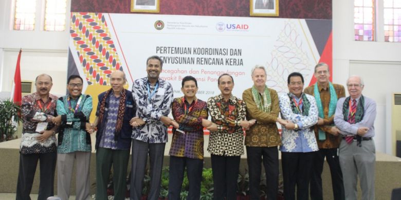 USAID Deputy Mission Director, Ryan Washburn (dua dari kiri) hadir dalam Koordinasi dan Penyusunan Rencana Kerja Pencegahan dan Penanggulangan Penyakit Berpotensi Pandemi, Jakarta, Rabu (5/9/2018).