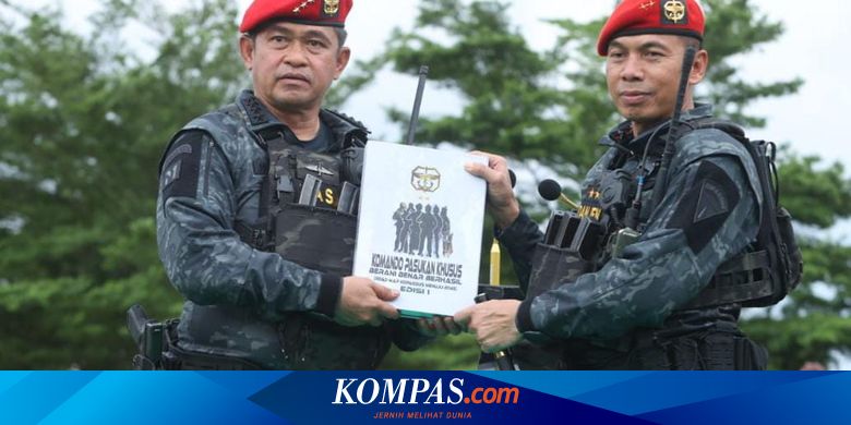 KSAD Maruli Terima Brevet Anti-teror dari Satgultor Kopassus
