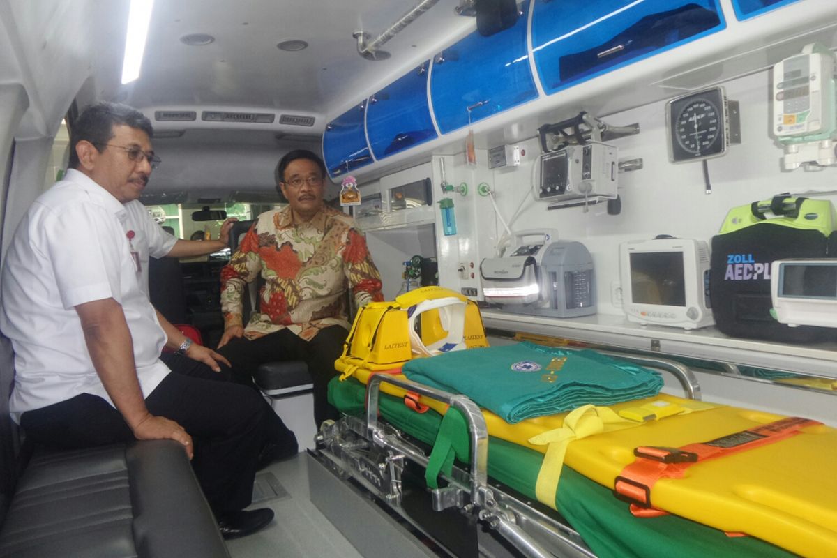 Plt Gubernur DKI Jakarta Djarot Saiful Hidayat saat meresmikan gedung baru Ambulans Gawat Darurat (AGD), Rabu (24/5/2017). 
