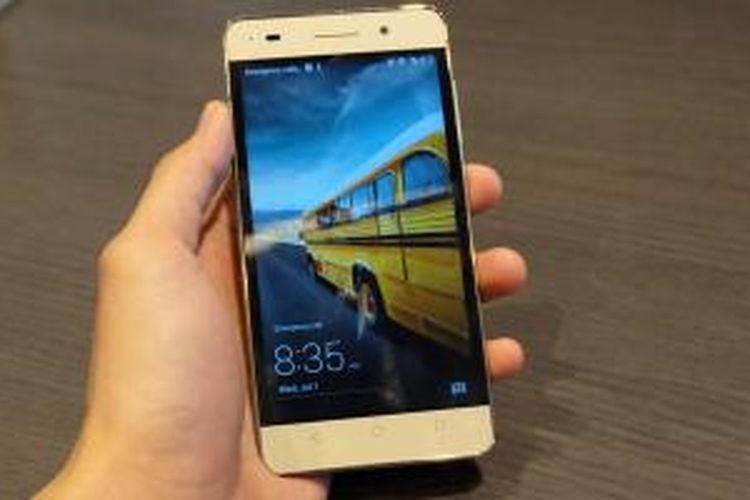 Smartphone Android Huawei Honor 4c.