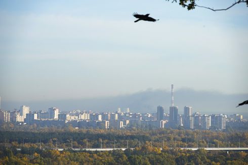 Serangkaian Rudal Menghantam Kyiv, Sirene Meraung Sejak Pagi
