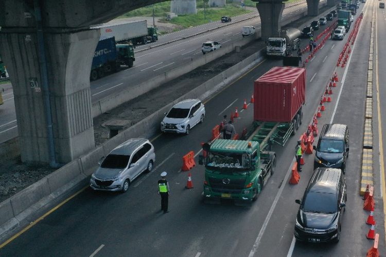 Ilustrasi jalan tol.