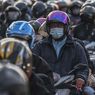 Ini Bahaya Mendengarkan Musik Sambil Naik Motor