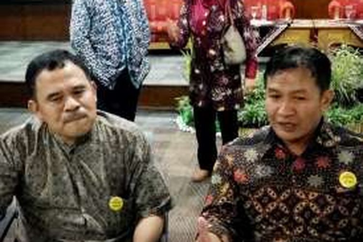 Garin Nugroho (kiri) dan Rommy Heryanto menjadi bakal calon wali kota dan wakil wali kota Yogyakarta yang akan diusung oleh JOINT dalam Pilkada 2017.