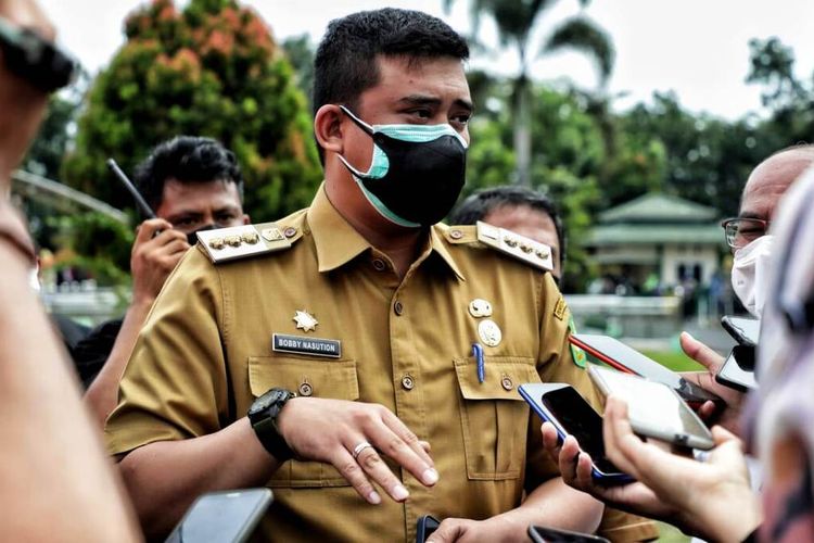Wali Kota Medan Bobby Nasution mengingatkan seluruh rumah sakit agar tidak mengambil kesempatan dengan melakukan pungli kepada masyarakat yang menjalani perawatan akibat Covid-19, Jumat (13/8/2021)