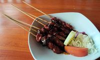 Cara Membuat Sate Kambing Empuk dan Tidak Bau Prengus, Pakai 5 Bahan Ini!