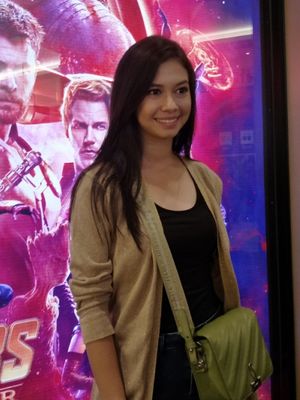 Yuki Kato berpose di sela screening film Avengers: Infinity War di XXI Kota Kasablanka, Jakarta Selatan, Selasa (24/4/2018) malam.