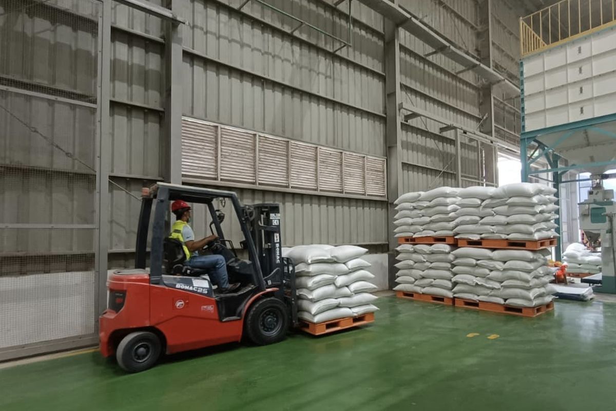Bulog Serap 3 Juta Ton Gabah-Beras Petani, 75 Persen Target Pengadaan 2026