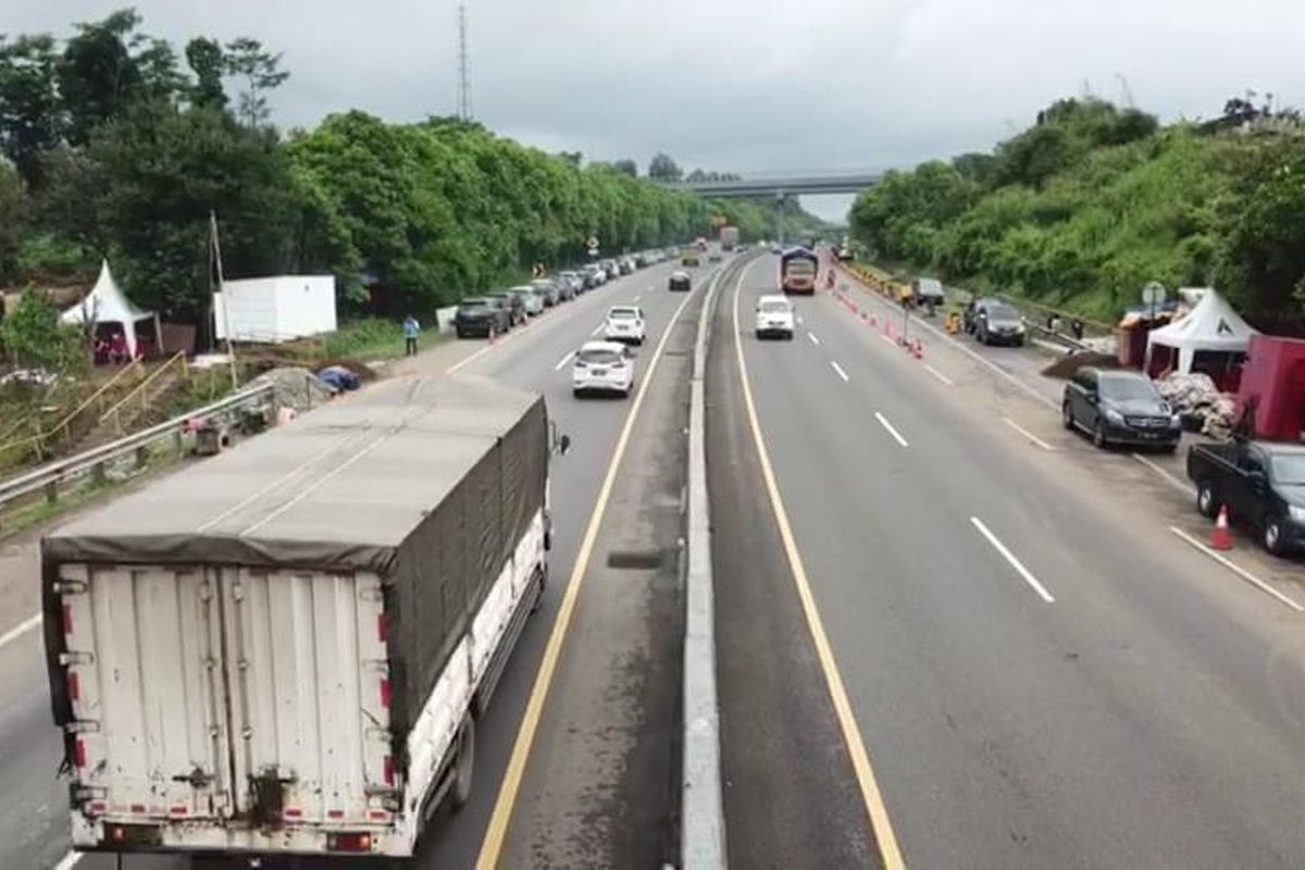 Ilustrasi Jalan Tol Cipularang