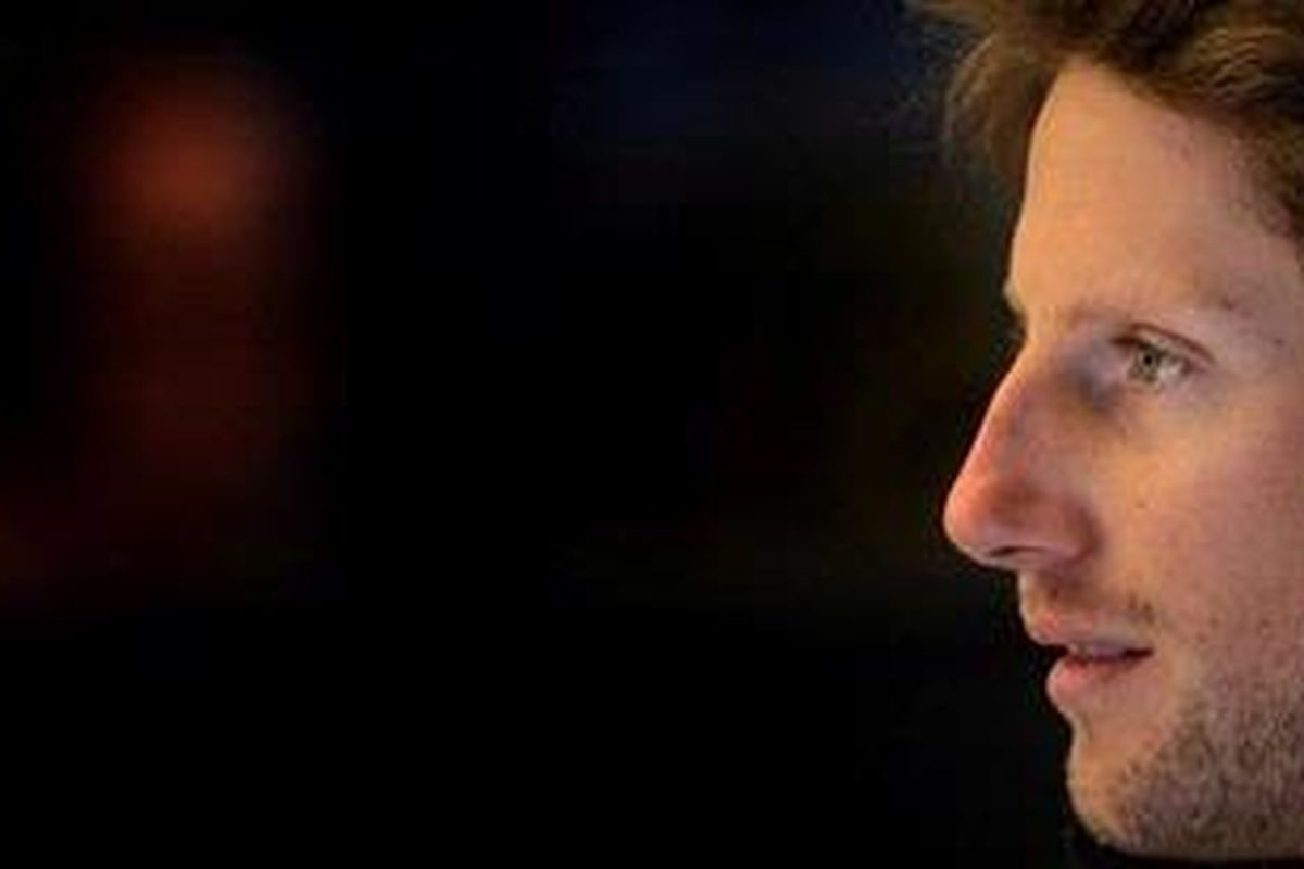 Pebalap Lotus, Romain Grosjean dilarang tampil di GP Italia sebagai hukuman terkait kecelakaan di GP Belgia. Posisinya digantikan pebalap Belgia Jerome DAmbrosio