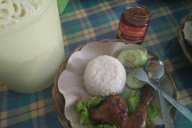 Ayam bakar SaJa Kitchen milik Esti Ginting