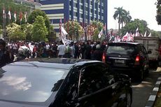 Ada Massa Prabowo di Depan MK, Hanya Jalur Transjakarta yang Tersisa
