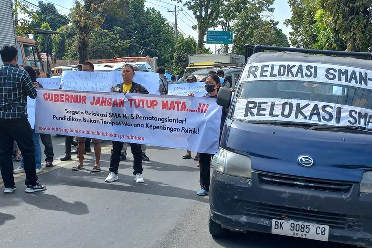 Berita Terkini Harian Gugatan Lahan Sekolah Terbaru Hari Ini - Kompas.com