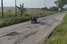 Anggaran Terbatas, Jalan Berlubang Penyebab Kecelakaan di Demak Diperbaiki Bertahap