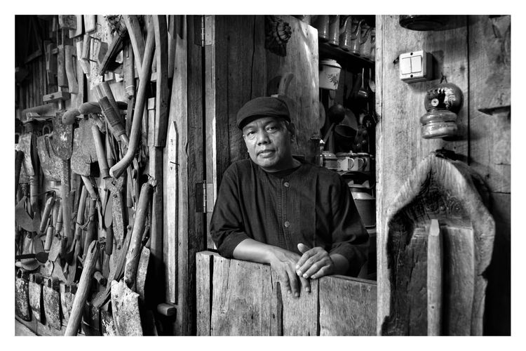 Ratusan Benda Lama Dikumpulkan Rosid, Seniman Pangandaran untuk Menghidupkan Kembali Memori Kampung Halaman