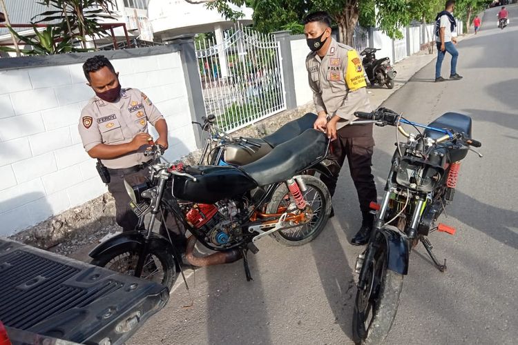 Tiga unit sepeda motor Yamaha RX King, saat diamankan polisi